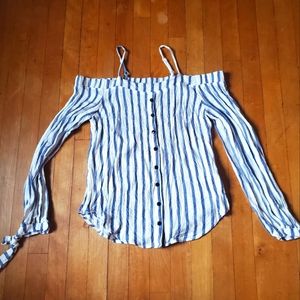 VENUS Striped Cold Shoulder Top